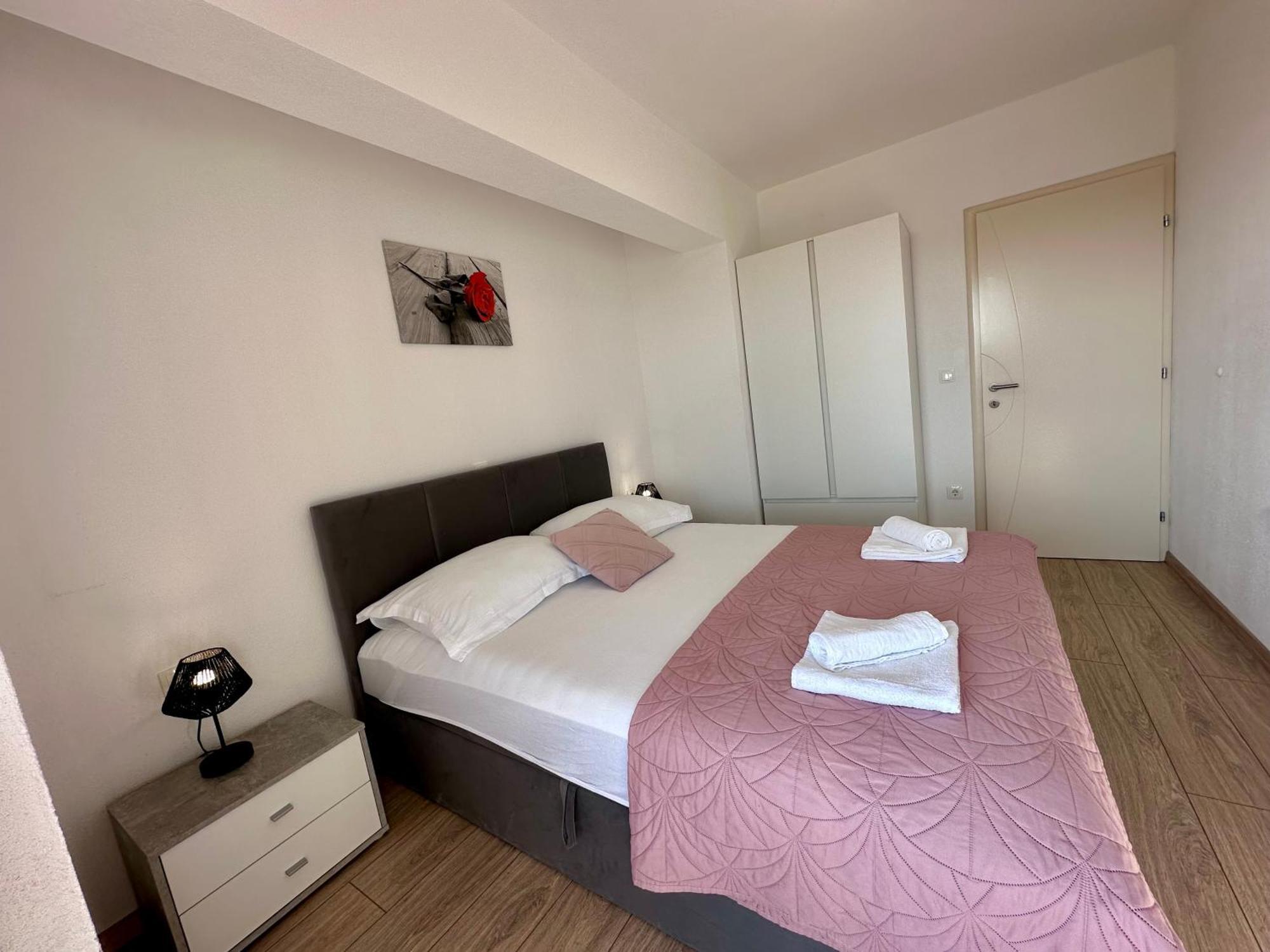 Apartmani Josipa Baška Voda Exteriér fotografie